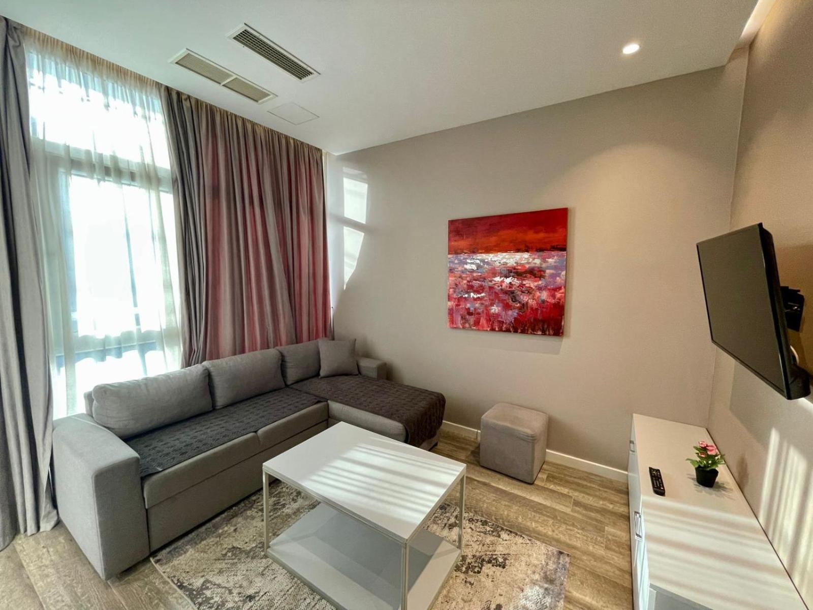 Premium City Studio & Suite Tirana Eksteriør billede