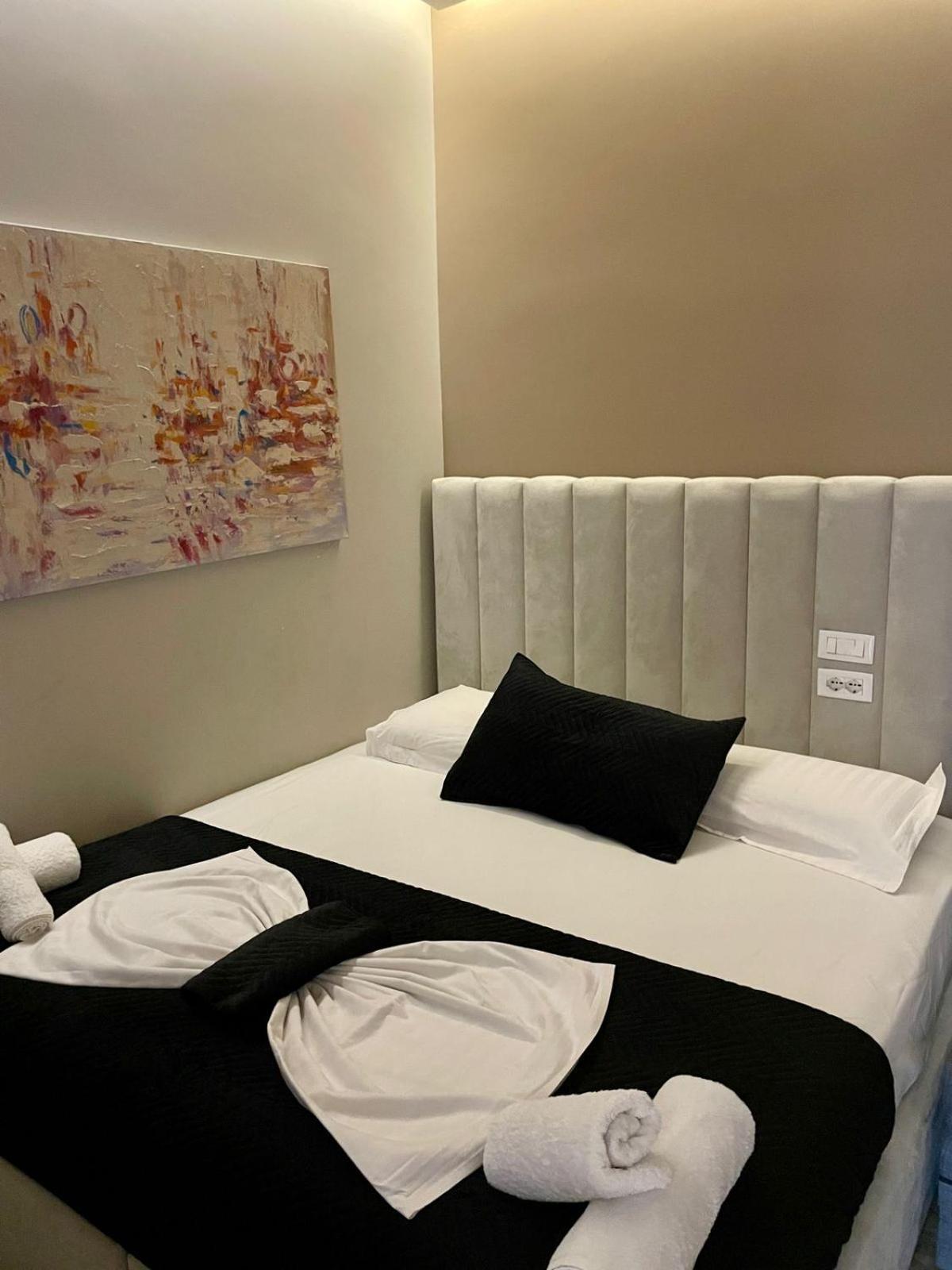 Premium City Studio & Suite Tirana Eksteriør billede
