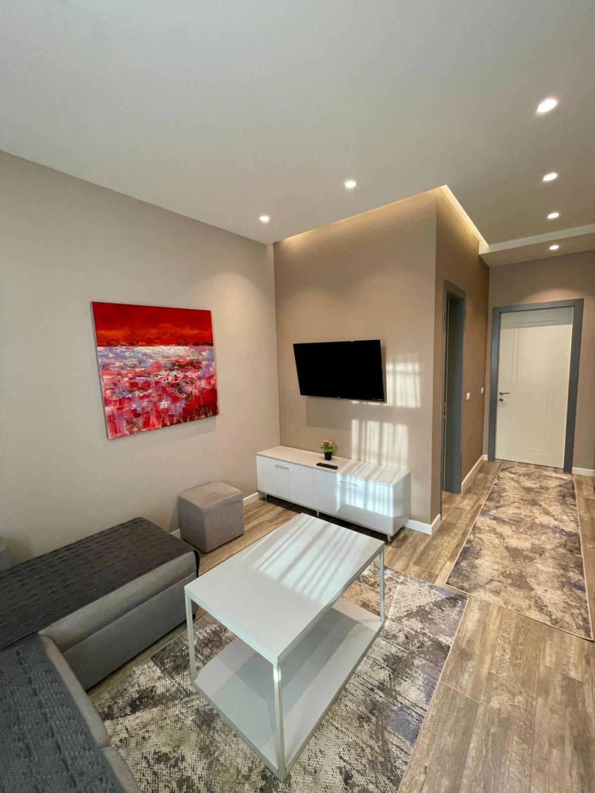 Premium City Studio & Suite Tirana Eksteriør billede